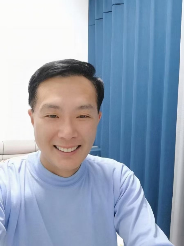 枫叶的第三张照片--荆州相亲服务中心