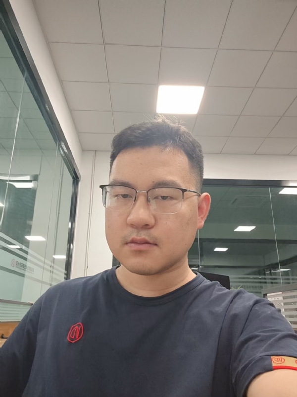 雨落浅响的第一张照片--荆州相亲服务中心