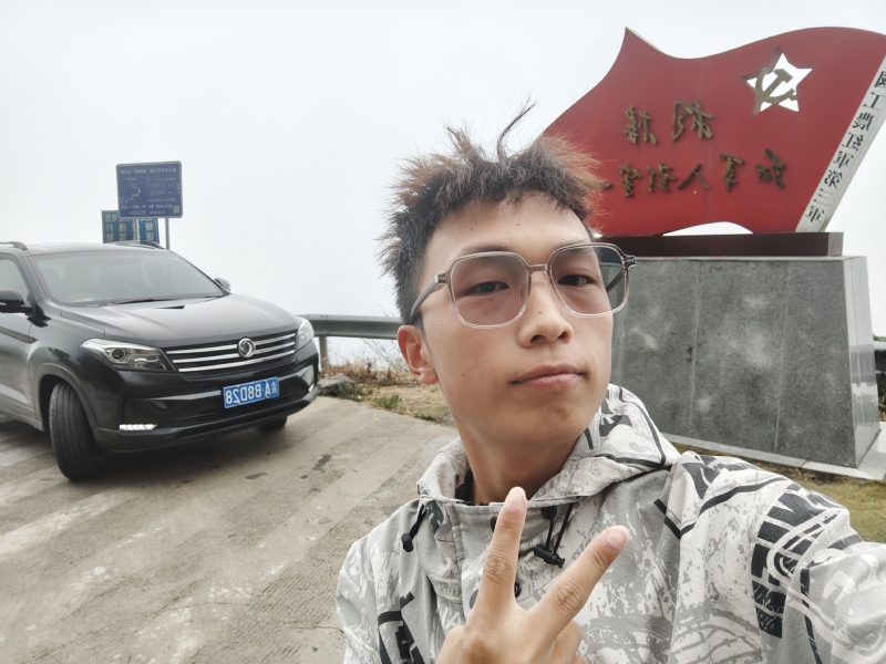 六十一的第一张照片--荆州相亲服务中心