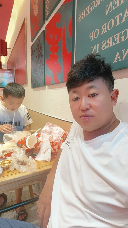 景色宏图的第一张照片--荆州相亲服务中心