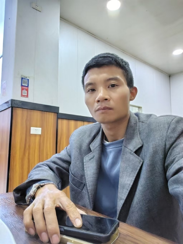 运满乾坤的第一张照片--荆州相亲服务中心