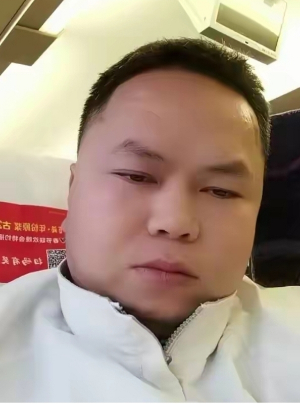 邂逅另一半的第一张照片--荆州相亲服务中心