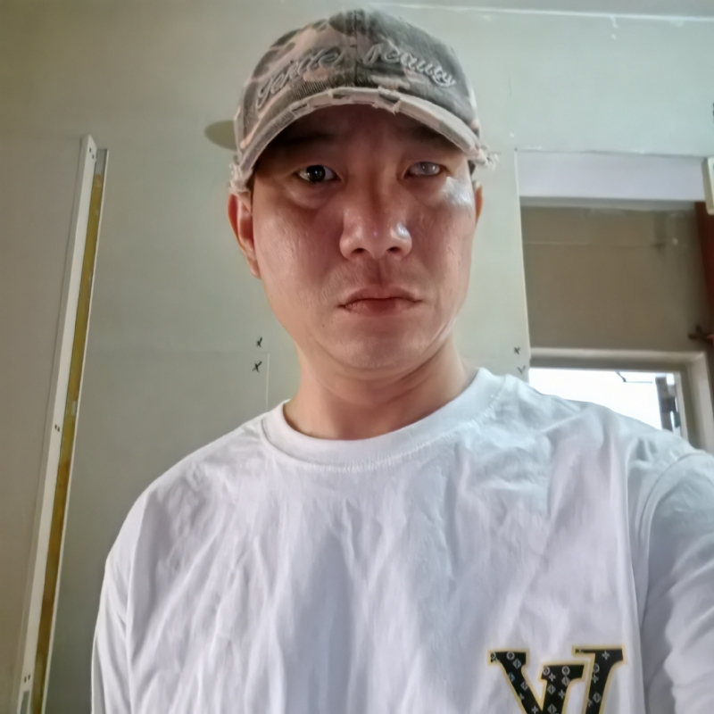 小心做人的第一张照片--荆州相亲服务中心