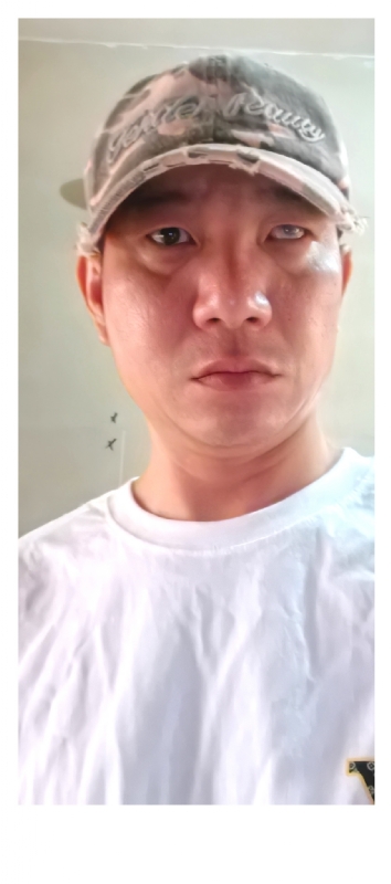 小心做人的第三张照片--荆州相亲服务中心