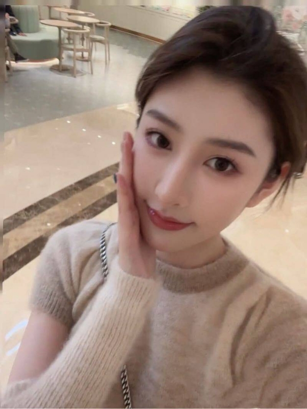 夏不夏的第一张照片--荆州相亲服务中心