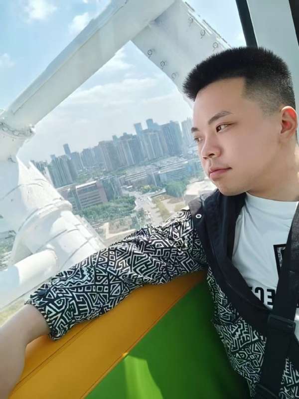 唐山相亲的第三张照片--荆州相亲服务中心