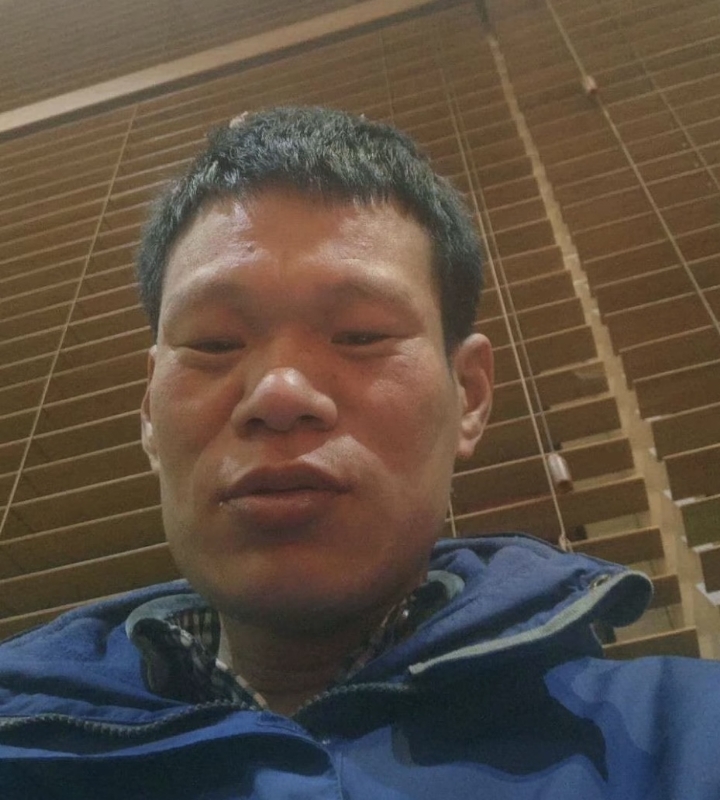 爱你在心口难开的第一张照片--荆州相亲服务中心