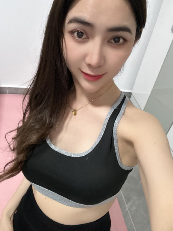 冰冰的第一张照片--荆州相亲服务中心