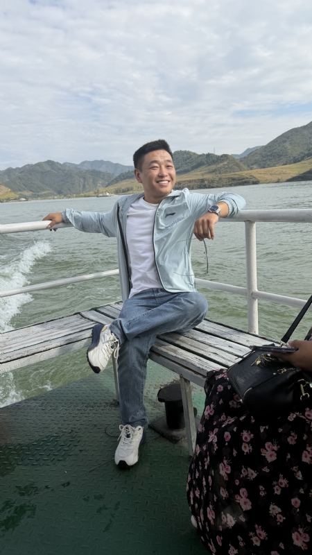 烟花易笑的第一张照片--荆州相亲服务中心