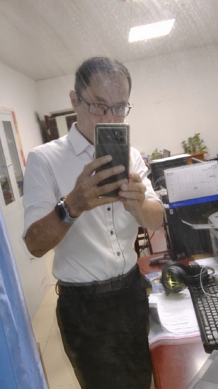 老蔡先生的第一张照片--荆州相亲服务中心