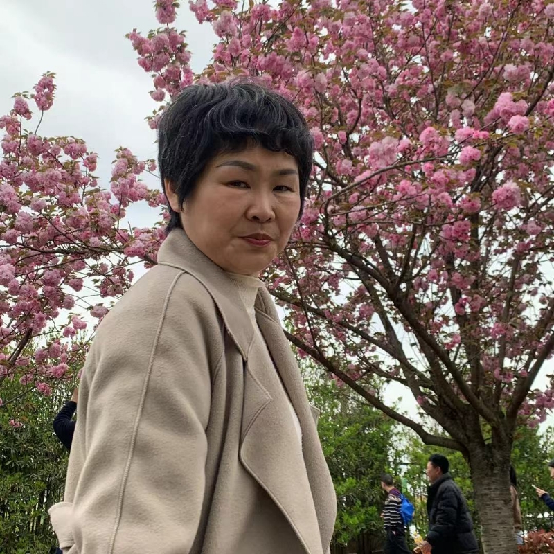 秋冬的雨有点冷的第二张照片--荆州相亲服务中心