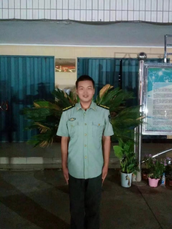 程程的第一张照片--荆州相亲服务中心