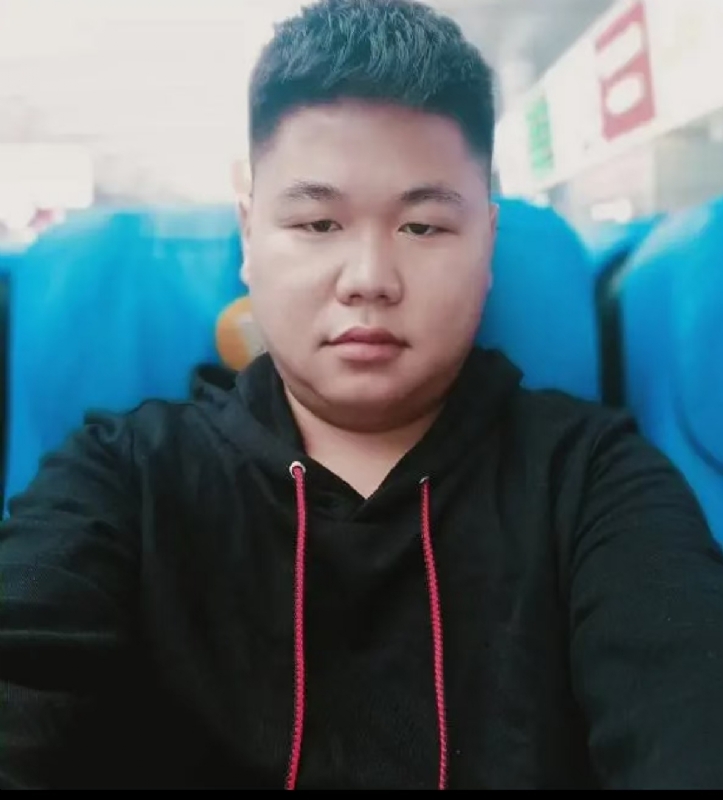 黄斌的第二张照片--荆州相亲服务中心