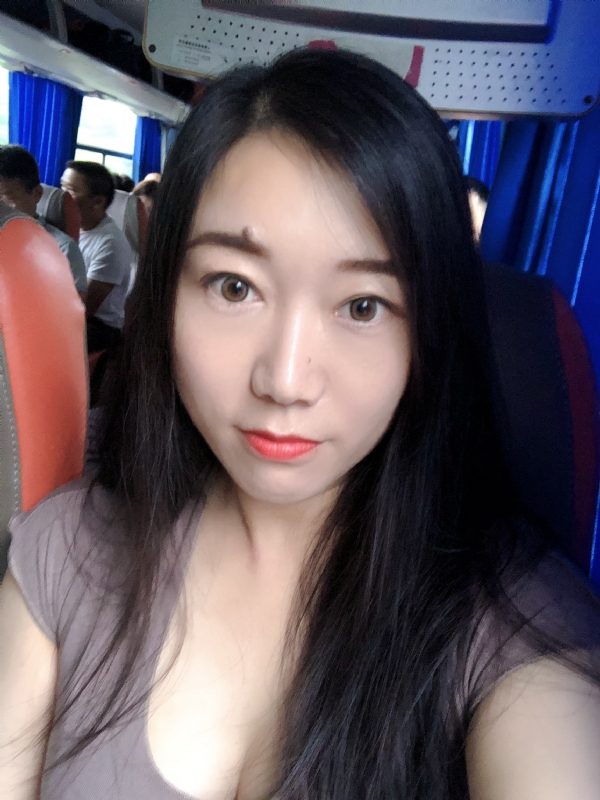 杨杨的第二张照片--荆州相亲服务中心