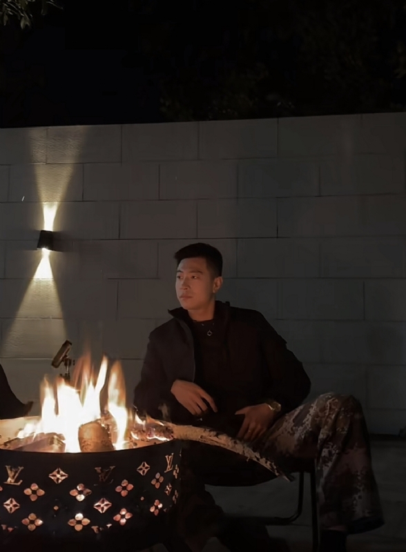 南风知我意的第一张照片--荆州相亲服务中心