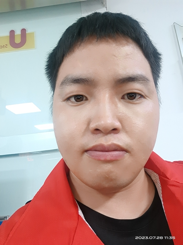 匆忙的第二张照片--荆州相亲服务中心