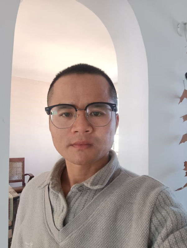 戴戴的第一张照片--荆州相亲服务中心