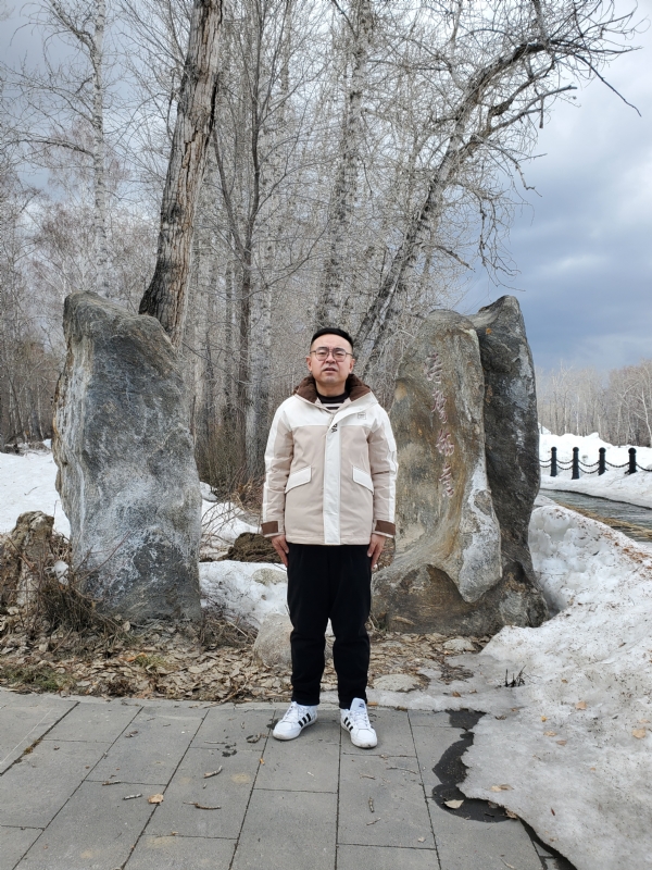 痴心绝对的第二张照片--荆州相亲服务中心