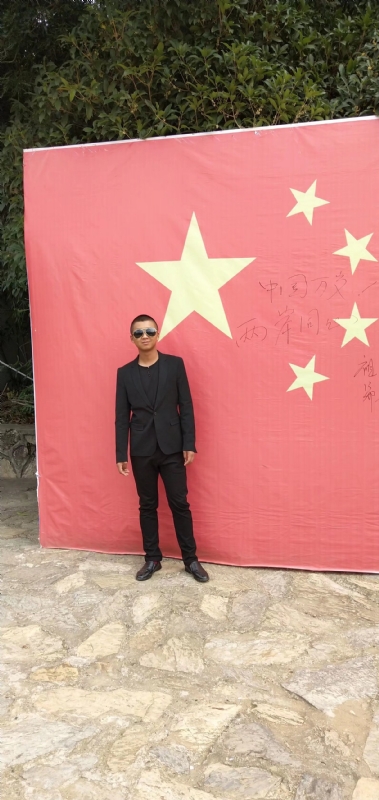 奔腾的小乌鸦的第一张照片--荆州相亲服务中心