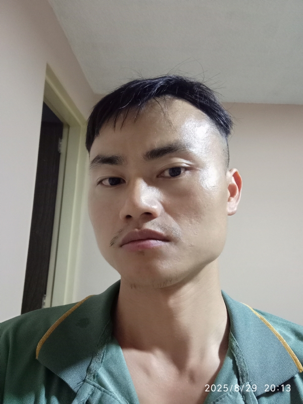 自简的第一张照片--荆州相亲服务中心