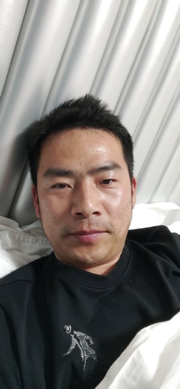 携手共进的第一张照片--荆州相亲服务中心