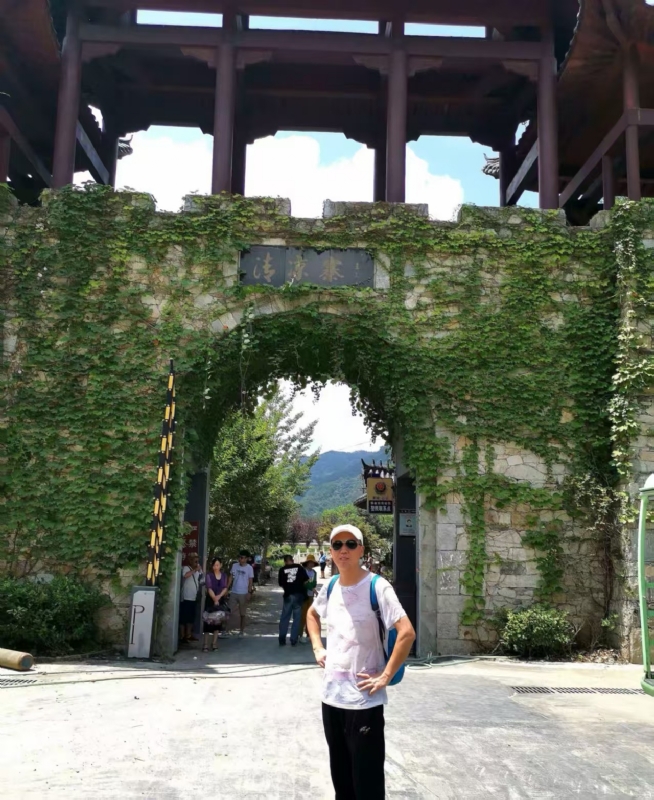 品心人的第一张照片--荆州相亲服务中心