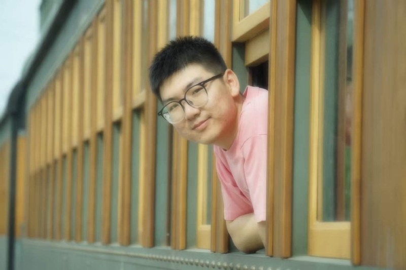 锦瑟无端五十弦的第一张照片--荆州相亲服务中心