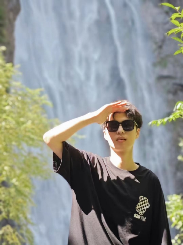 大橙子的第一张照片--荆州相亲服务中心