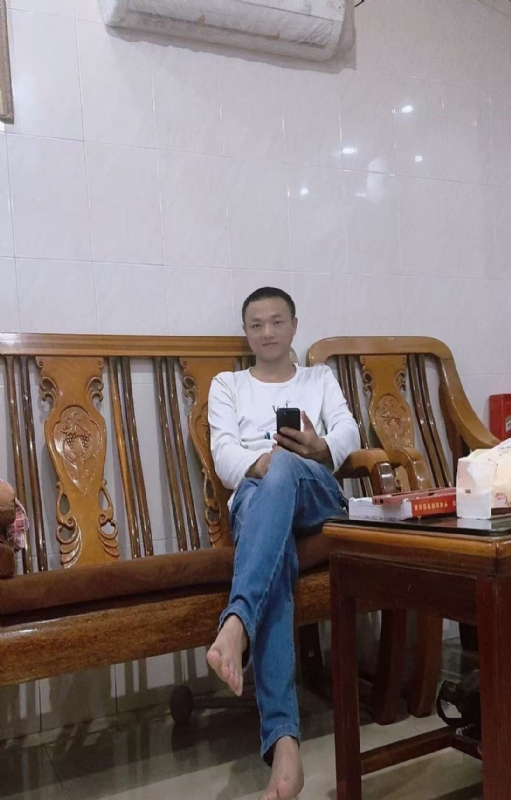 知年的第三张照片--荆州相亲服务中心