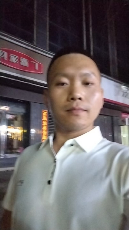 迷途悟人生的第一张照片--荆州相亲服务中心