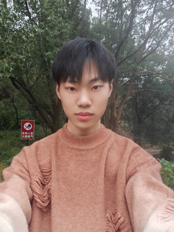 祤辰的第二张照片--荆州相亲服务中心