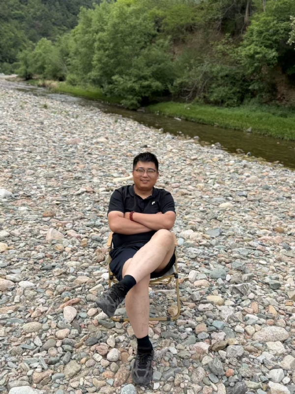 杨先生的第二张照片--荆州相亲服务中心